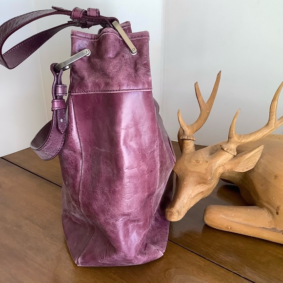 KENNETH COLE DUSKY PURPLE GLAZED LEATHER TOTE BAG - Picture 4 of 7